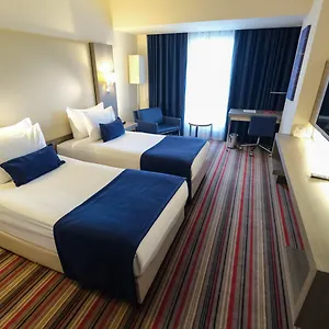 Ramada Plaza By Wyndham Otel