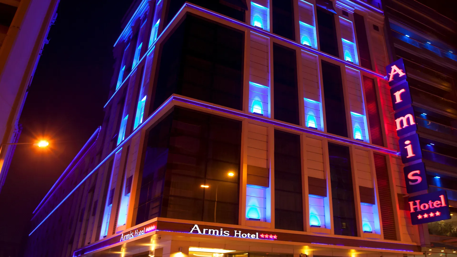 Armis Hotel Izmir 4*,