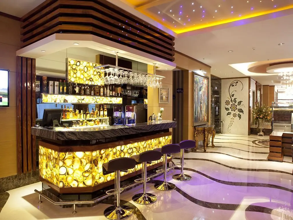 Armis Hotel Izmir 4*,